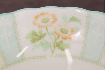 中古　ノリタケ(Noritake)　FLOROLA(フローローラ)　花柄　カップ&ソーサー2脚セット(洋食器)