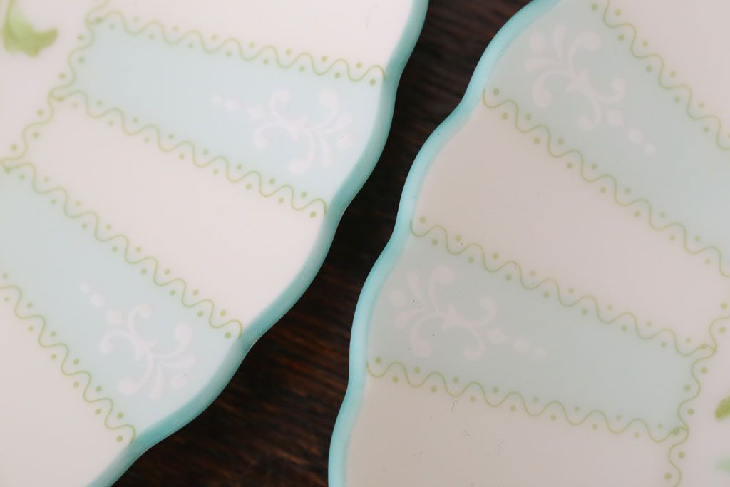 中古　ノリタケ(Noritake)　FLOROLA(フローローラ)　花柄　カップ&ソーサー2脚セット(洋食器)