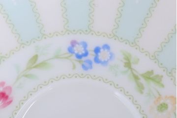 中古　ノリタケ(Noritake)　FLOROLA(フローローラ)　花柄　カップ&ソーサー2脚セット(洋食器)