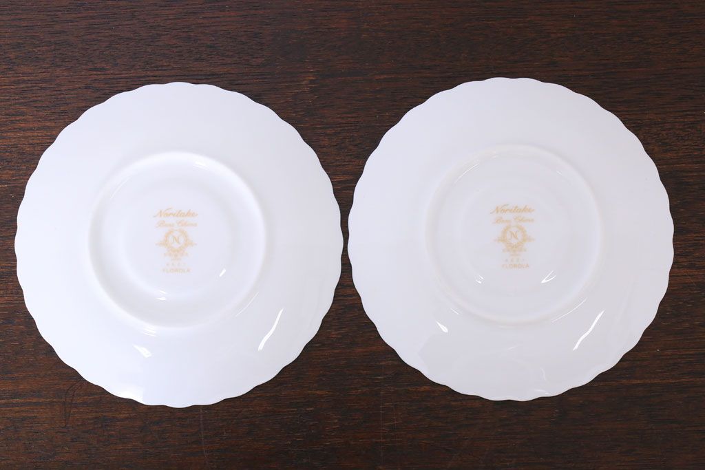 中古　ノリタケ(Noritake)　FLOROLA(フローローラ)　花柄　カップ&ソーサー2脚セット(洋食器)