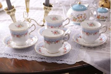 イギリス　PARAGON(パラゴン)　BRIDESMAID(ブライズメイド)　カップ&ソーサー4客セット(洋食器)