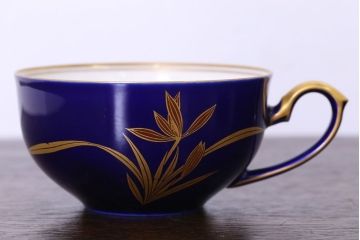 アンティーク雑貨　中古　香蘭社　ルリ(瑠璃)　蘭　カップ&ソーサー6客セット(洋食器)