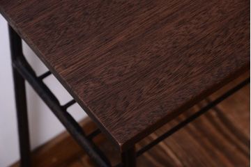 アンティーク家具　シンプルな鉄脚サイドテーブル(1)
