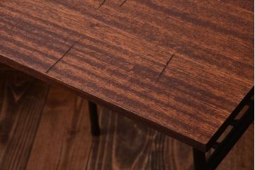 アンティーク家具　シンプルな鉄脚サイドテーブル(2)