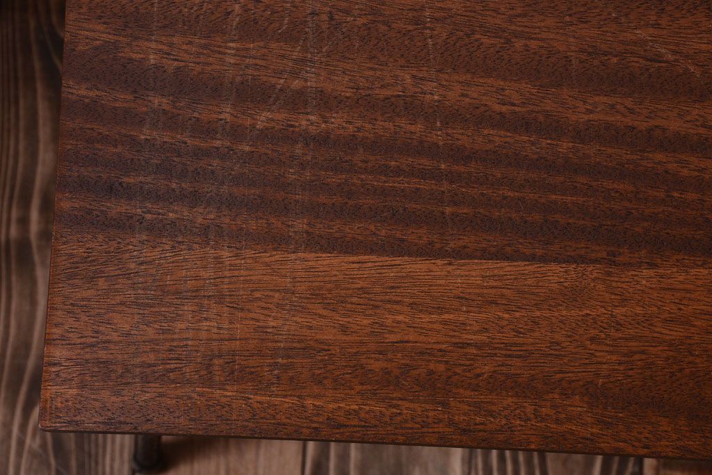 アンティーク家具　シンプルな鉄脚サイドテーブル(3)