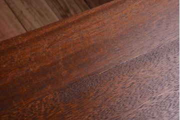 アンティーク家具　シンプルな鉄脚サイドテーブル