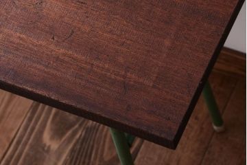 レトロ家具　昭和レトロ　シンプルな鉄脚サイドテーブル