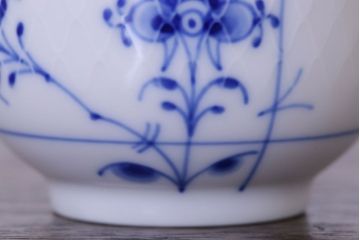 アンティーク雑貨　中古　ロイヤルコペンハーゲン　ブルーパルメッテ　ペアティーセット(湯呑み)
