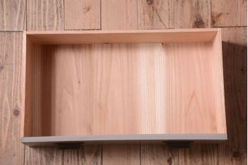 アンティーク家具　引き出し付き!モールガラス入りのおしゃれなペイント収納棚