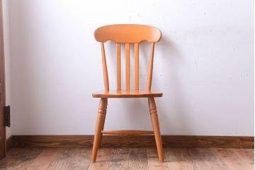 中古　飛騨産業　キツツキマーク　ダイニングチェア(1)