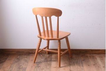 中古　飛騨産業　キツツキマーク　ダイニングチェア(1)