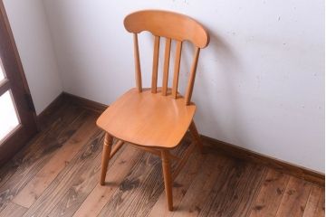 中古　飛騨産業　キツツキマーク　ダイニングチェア(2)