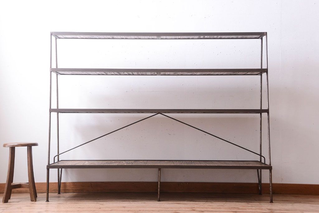 ラフジュ工房オリジナル アイアンフレームの台形ディスプレイラック