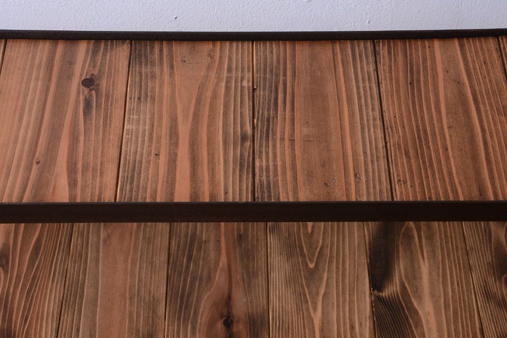 ラフジュ工房オリジナル アイアンフレームの台形ディスプレイラック