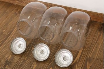 アンティーク雑貨　和製アンティーク　台付き!昭和レトロな3連ガラス瓶(猫瓶)