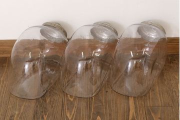 アンティーク雑貨　和製アンティーク　台付き!昭和レトロな3連ガラス瓶(猫瓶)