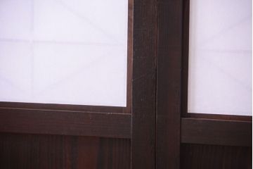 古民具・骨董　和モダンスタイル!古い木の上品な障子戸2枚セット(帯戸、玄関戸)