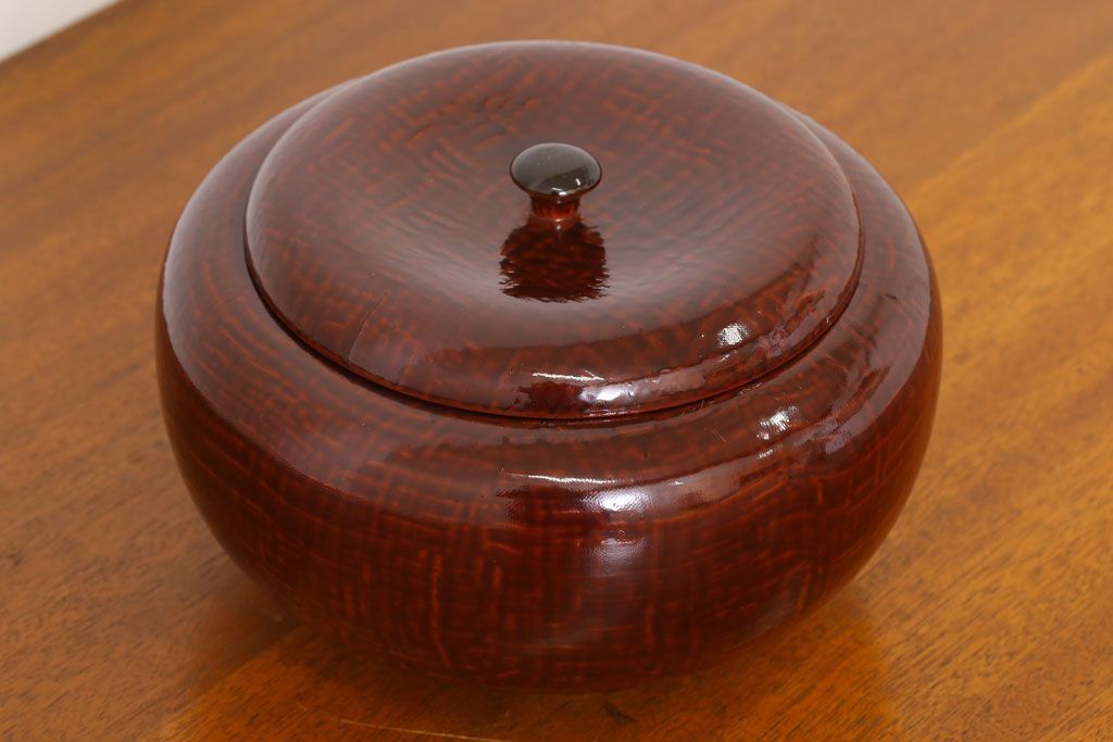 アンティーク雑貨　大正昭和期　古い木製の漆塗菓子鉢(大平)