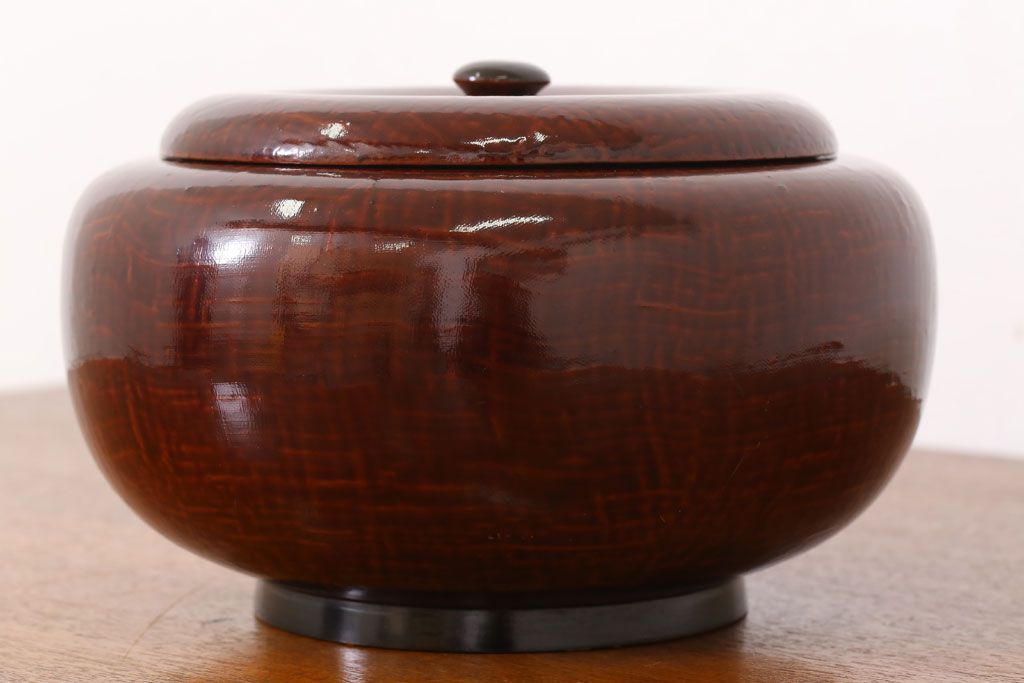 アンティーク雑貨　大正昭和期　古い木製の漆塗菓子鉢(大平)