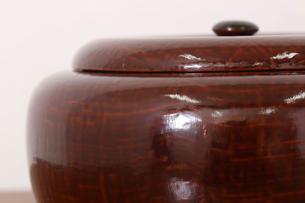 アンティーク雑貨　大正昭和期　古い木製の漆塗菓子鉢(大平)