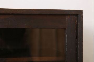 アンティーク家具　クリアガラス引き戸!古い木製の小さな収納棚