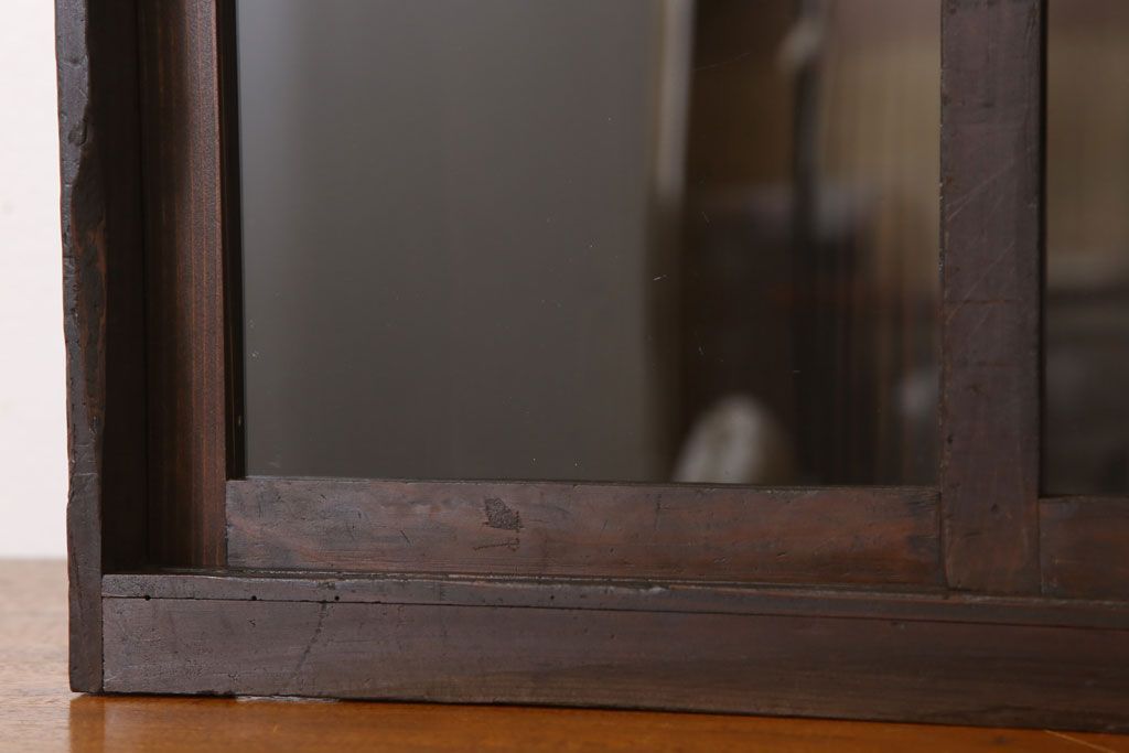 アンティーク家具　クリアガラス引き戸!古い木製の小さな収納棚