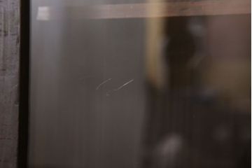 アンティーク家具　クリアガラス引き戸!古い木製の小さな収納棚