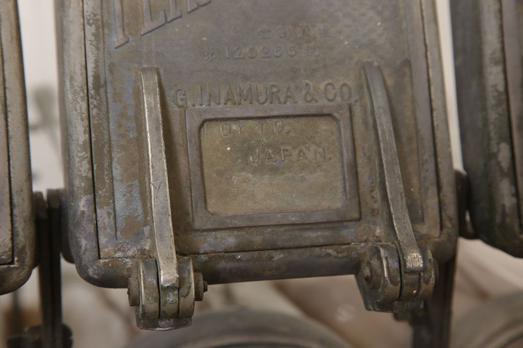 アンティーク雑貨　アンティーク　古い10連ガラス瓶　PERFECT-VESSEL