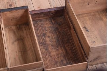 アンティーク家具　古民具・骨董　江戸期　凝った造りの米沢車箪笥