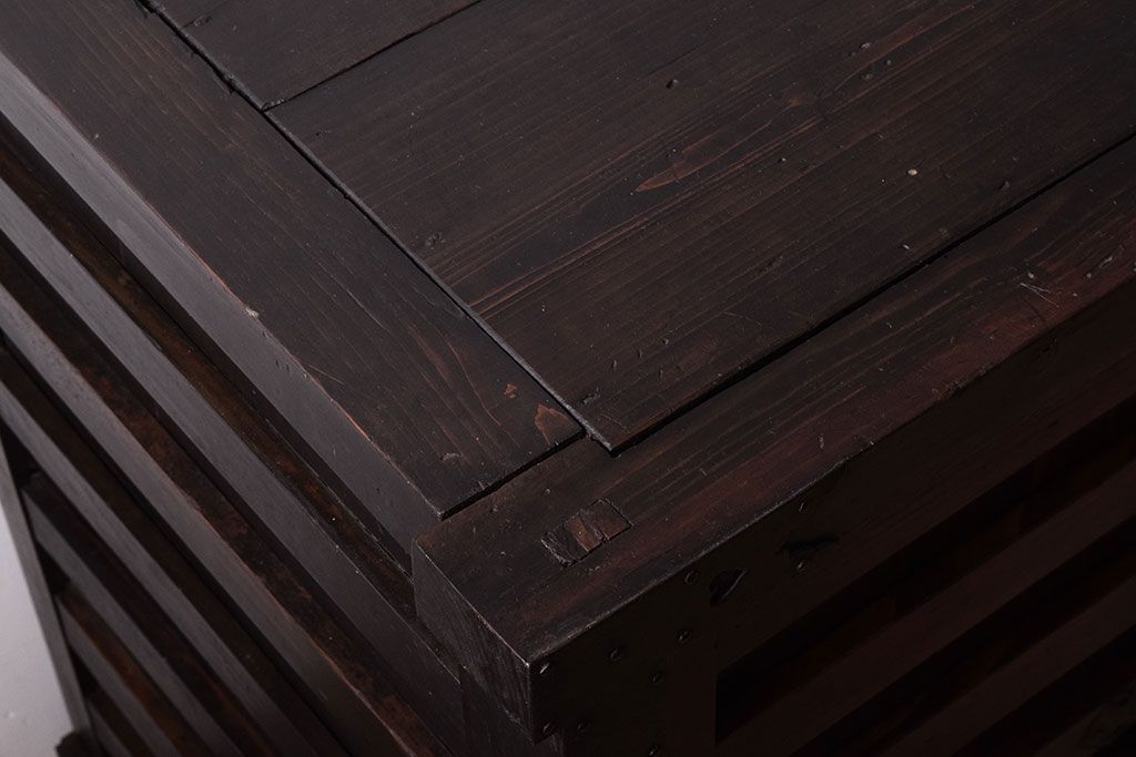 アンティーク家具　古民具・骨董　江戸期　凝った造りの米沢車箪笥