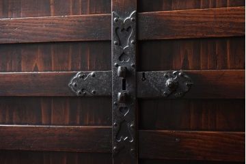 アンティーク家具　古民具・骨董　江戸期　凝った造りの米沢車箪笥