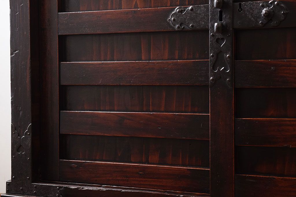 アンティーク家具　古民具・骨董　江戸期　凝った造りの米沢車箪笥