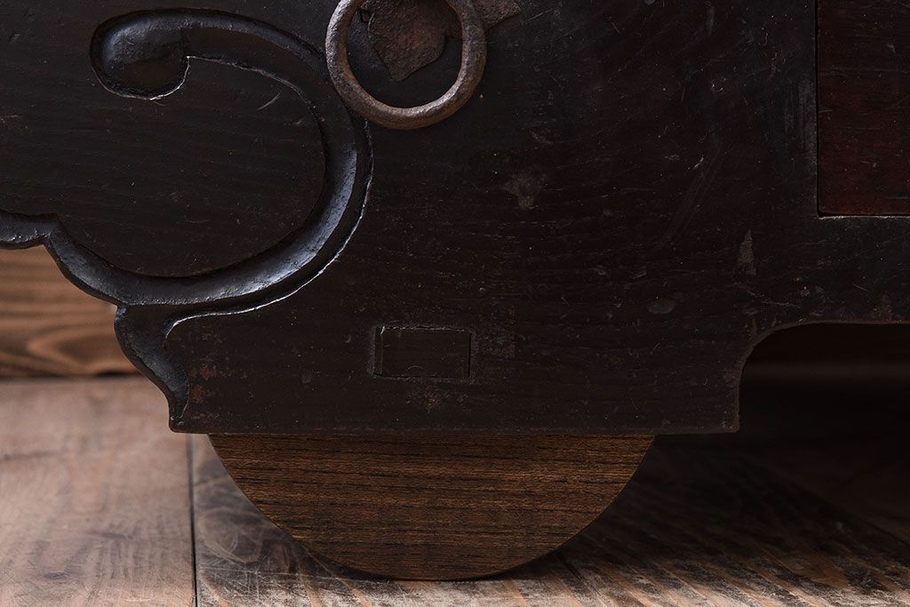 アンティーク家具　古民具・骨董　江戸期　凝った造りの米沢車箪笥