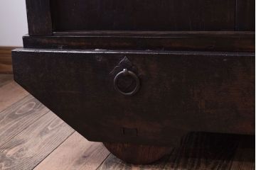 アンティーク家具　古民具・骨董　江戸期　凝った造りの米沢車箪笥