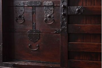 アンティーク家具　古民具・骨董　江戸期　凝った造りの米沢車箪笥