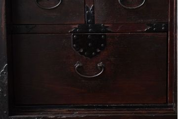 アンティーク家具　古民具・骨董　江戸期　凝った造りの米沢車箪笥