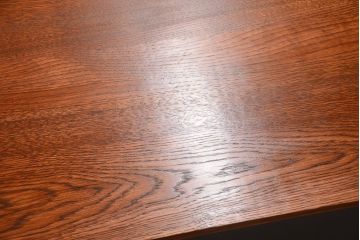 アンティーク家具　モールガラス入り!アンティークペイントの脚付きガラス戸棚