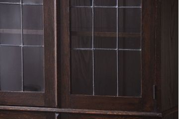 アンティーク家具　オーク材製　ステンドグラス入り!イギリスアンティークの上質なブックケース(本箱・戸棚)