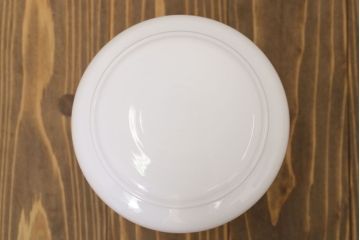 白いガラスの古いペンダントライト(天井照明)