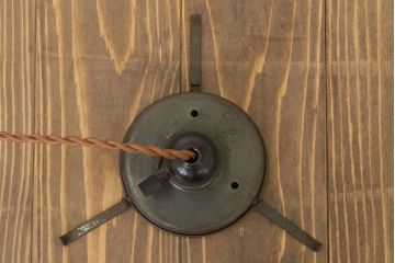 白いガラスの古いペンダントライト(天井照明)