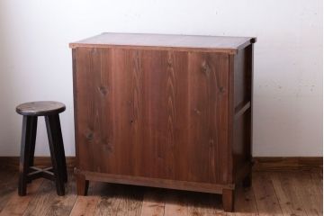 レトロ家具　古い木製のレトロな収納棚(モールガラス入り)