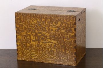 アンティーク雑貨　上質なアンティーク裁縫箱(小引き出し・小物入れ)(1)