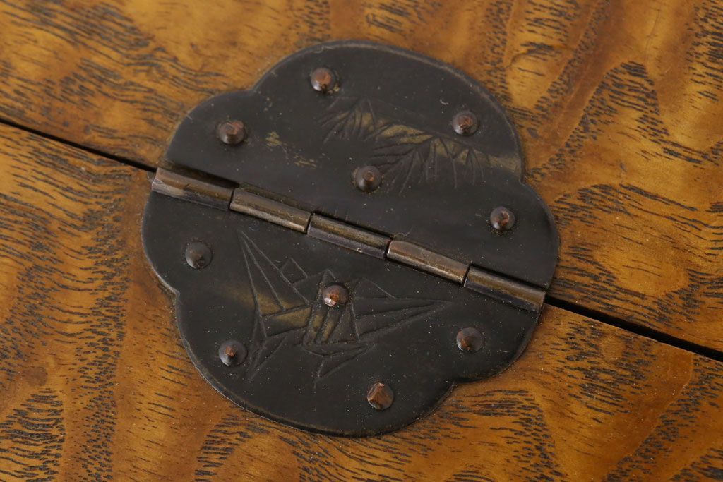 アンティーク雑貨　上質なアンティーク裁縫箱(小引き出し・小物入れ)(1)