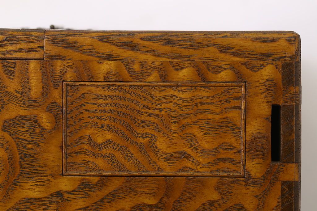 アンティーク雑貨　上質なアンティーク裁縫箱(小引き出し・小物入れ)(1)