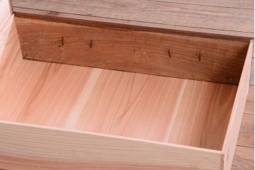 アンティーク家具　極上品　古民具・骨董　三方欅材のアンティーク階段箪笥