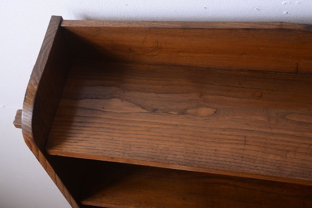 アンティーク家具　和製アンティークの楔(くさび)式本棚