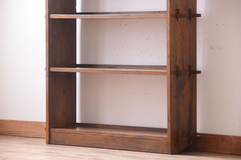 アンティーク家具　和製アンティークの楔(くさび)式本棚