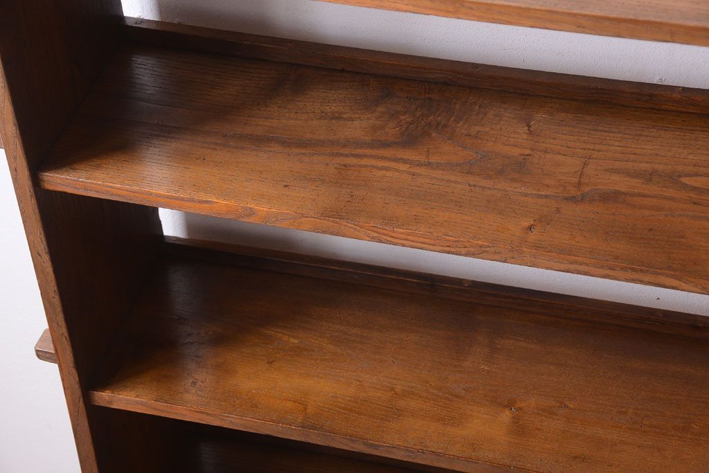 アンティーク家具　和製アンティークの楔(くさび)式本棚