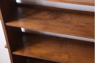 アンティーク家具　和製アンティークの楔(くさび)式本棚
