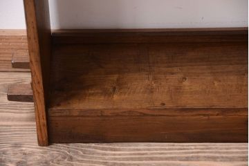 アンティーク家具　和製アンティークの楔(くさび)式本棚